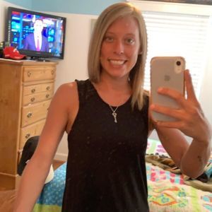 Meet your Posher, Courtney